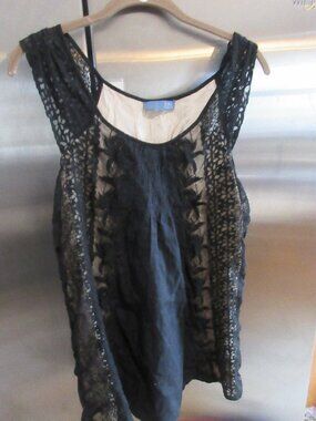 LIL modern black lace front tunic top tank s